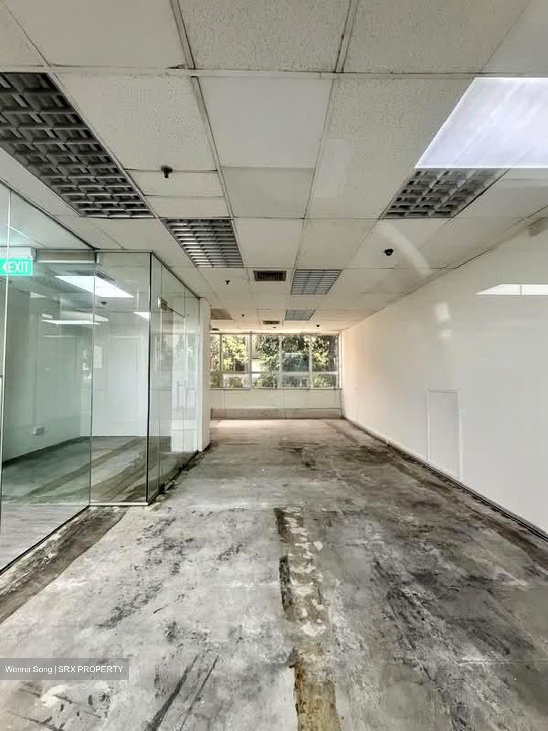 North Bridge Centre (D7), Office #585649131
